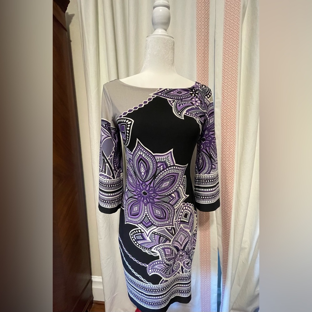 EUC. Women’s Carole Little  fitted bodycon jersey knit dress. Sz 4